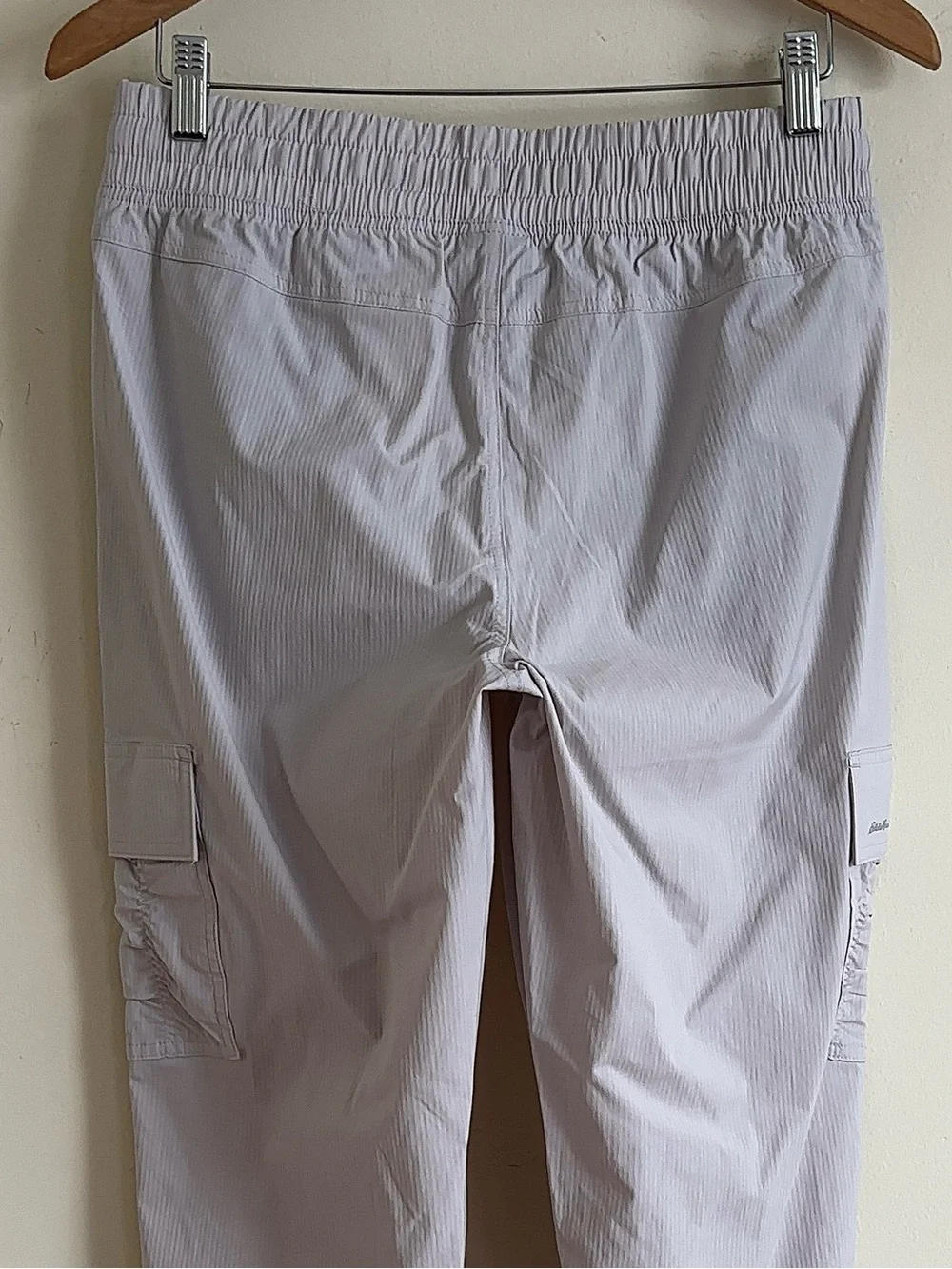 Eddie Bauer Sonoma Breeze Cargo Jogger Pants Women’s Small S NWT Beige